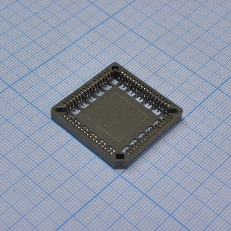 PLCC-68 SMD AUK
