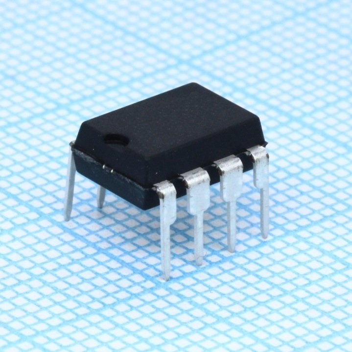 IR2104PBF Infineon